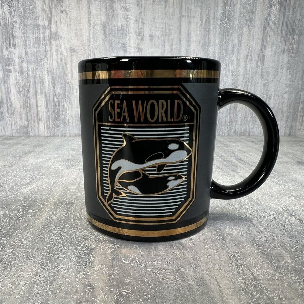*RARE* Sea World Black and Gold Orcas Coffee Cup Mug Whale Tea